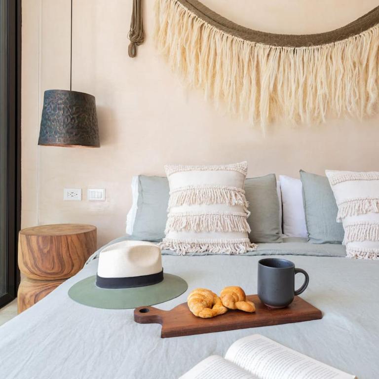Boho Style Penthouse with Private Pool 150 Wifi - Apartamento - 12