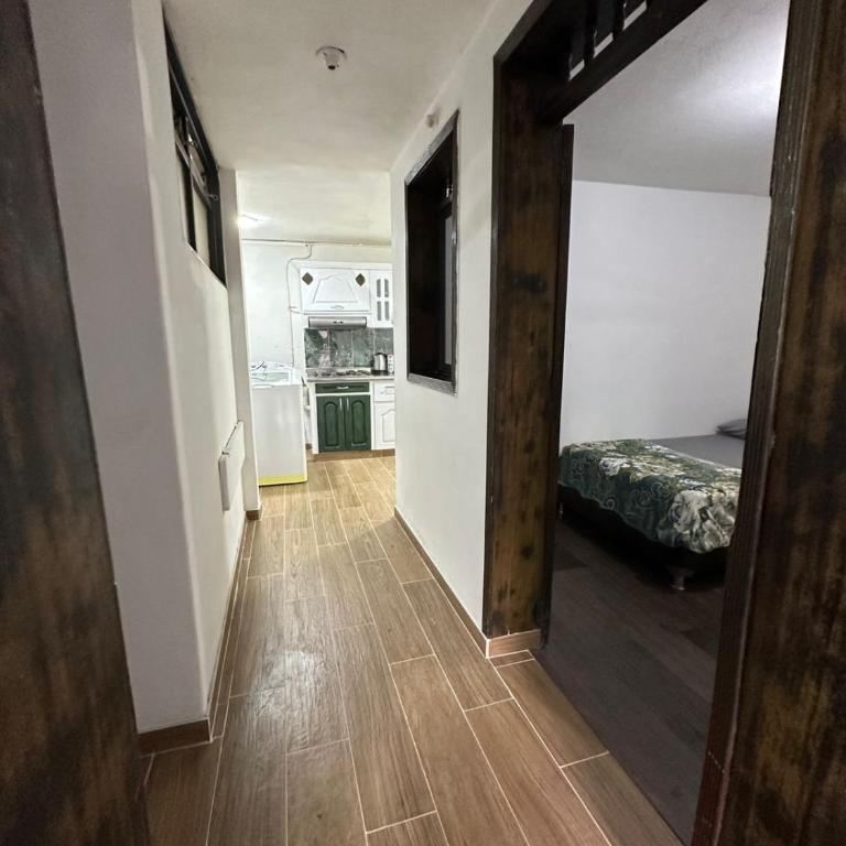 Hermoso apartamento en la milagrosa - Two-Bedroom Apartment - 14