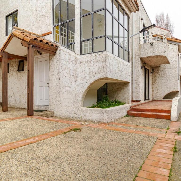 Amplia Casa en Reñaca para 10 personas, excelente ubicación - Four-Bedroom House - 31