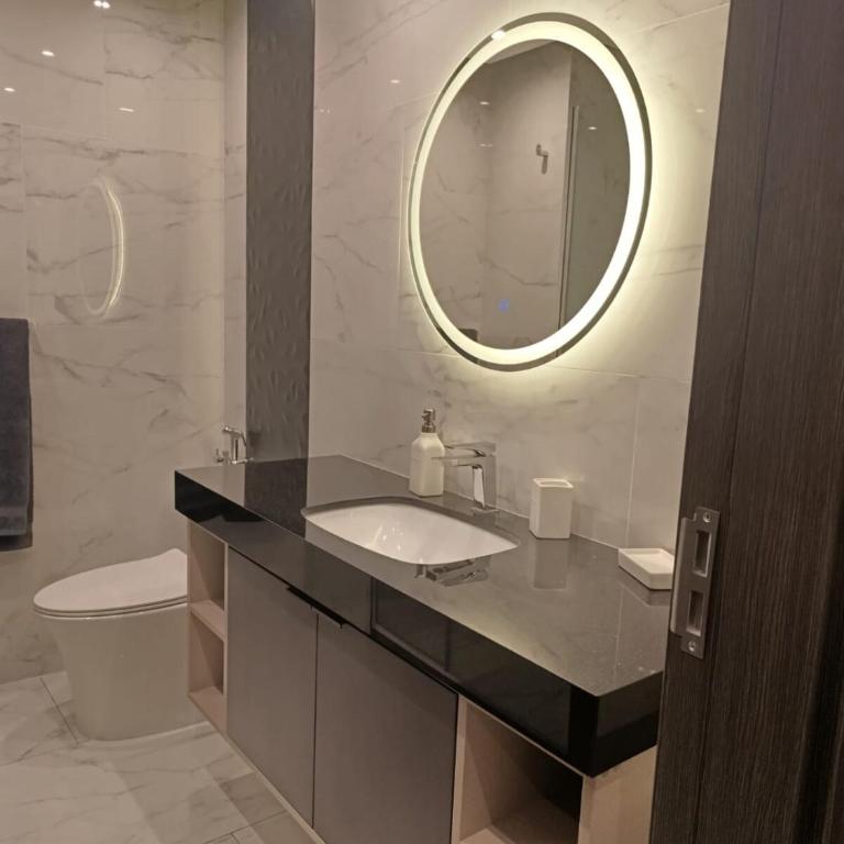 Oasis en el centro de negocios de la ciudad - One-Bedroom Apartment - 4
