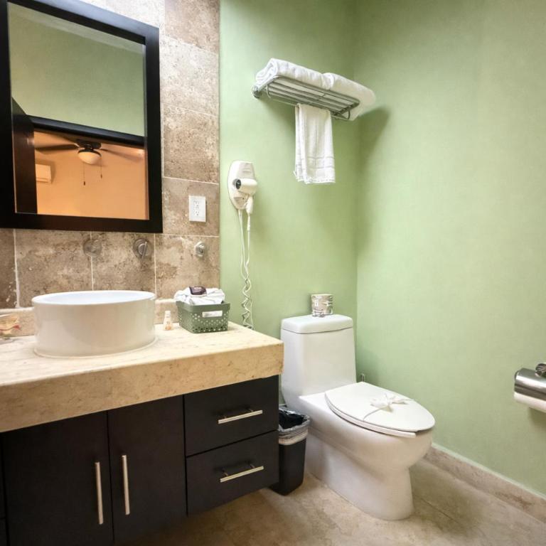 EL FARO 204 SURF two bedrooms apartment ocean front - Two-Bedroom Apartment - 27