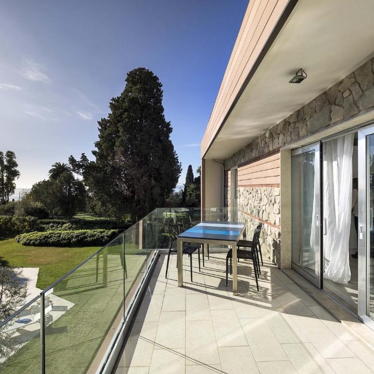 Mon Repos Avenir - Appartamento Superior con 1 Camera da Letto e Balcone - 10