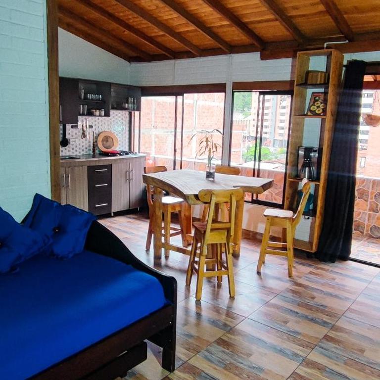 Family accommodation in downtown Itagüí - Apartamento de 2 dormitorios - 2
