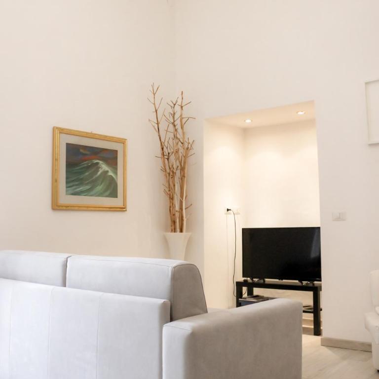 Salerno Center House- Corso Vittorio Emanuele- 2 camere- vicino Stazione - Appartamento con 2 Camere da Letto - 4
