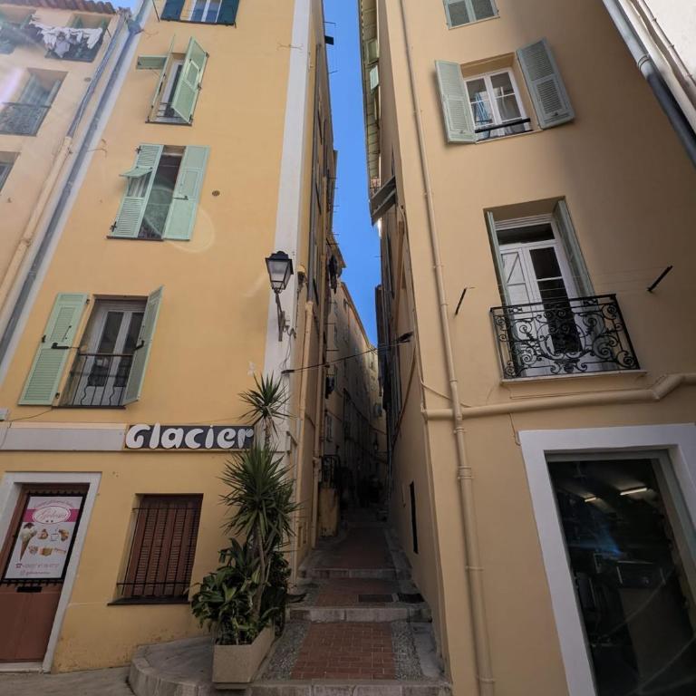 Le Cocon du Bastion - One-Bedroom Apartment - 4