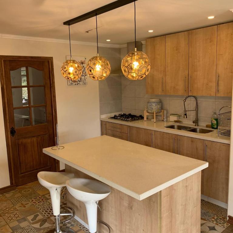 Casa Amplia en Pichilemu a 5 min de Punta de Lobos - Four-Bedroom Vacation Home - 4