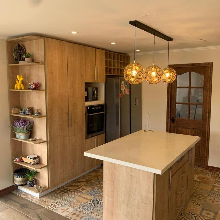 Casa Amplia en Pichilemu a 5 min de Punta de Lobos - Four-Bedroom Vacation Home - 16