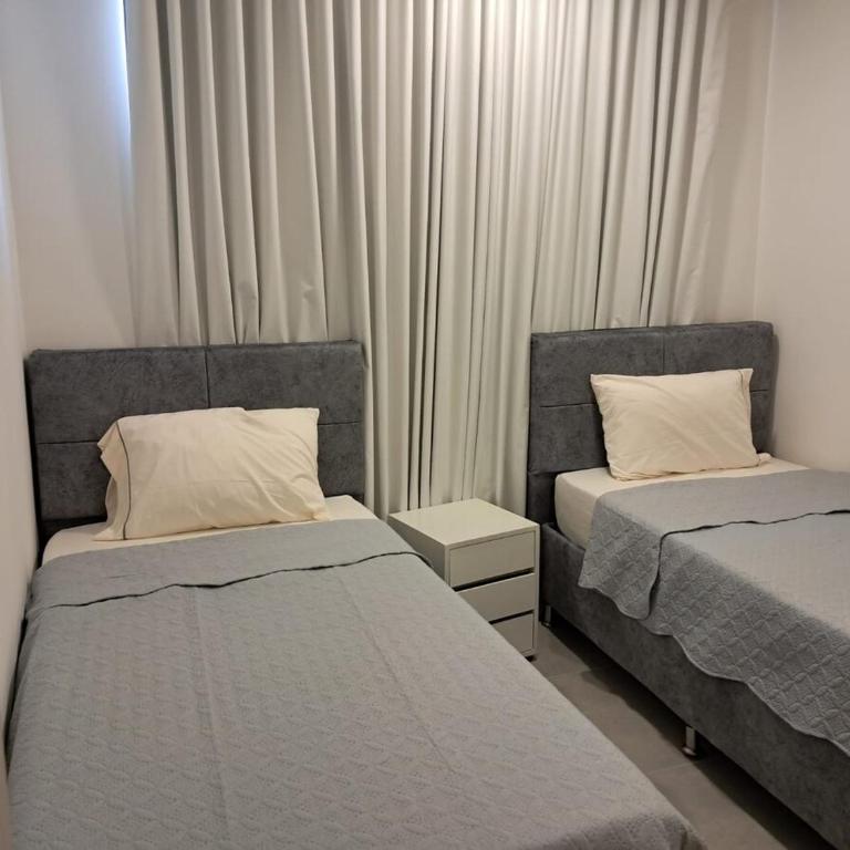 Ruf Suites - Spacious and Modern - Two-Bedroom Apartment - 10