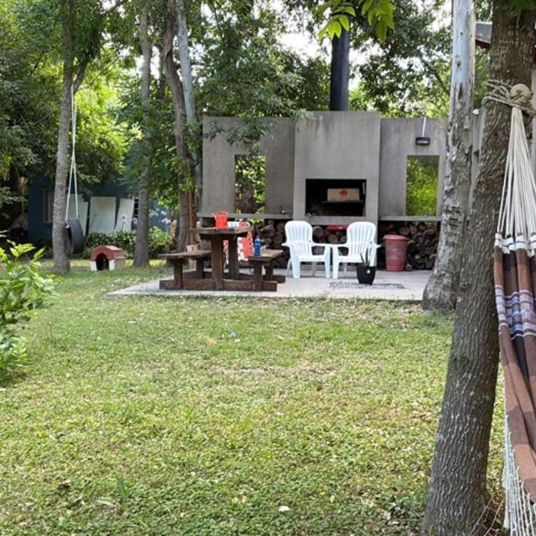 Quinta con pileta - Four-Bedroom House - 20