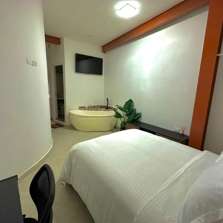 Hotel Victoria Caps - Double Room - 8