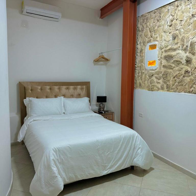 Hotel Victoria Caps - Single Room - 5