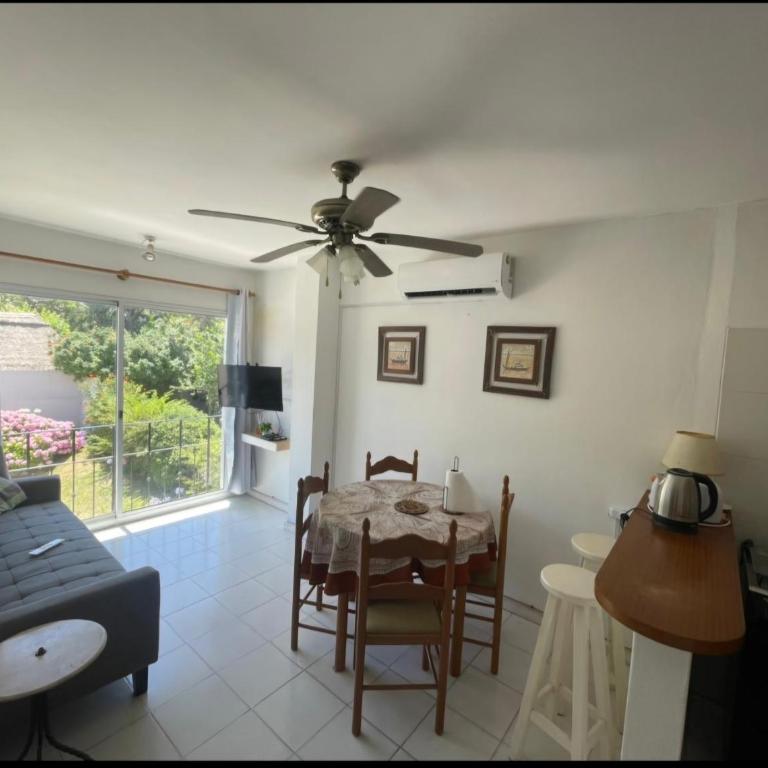 Punta del Este a 100 mts de la playa - One-Bedroom Apartment - 1