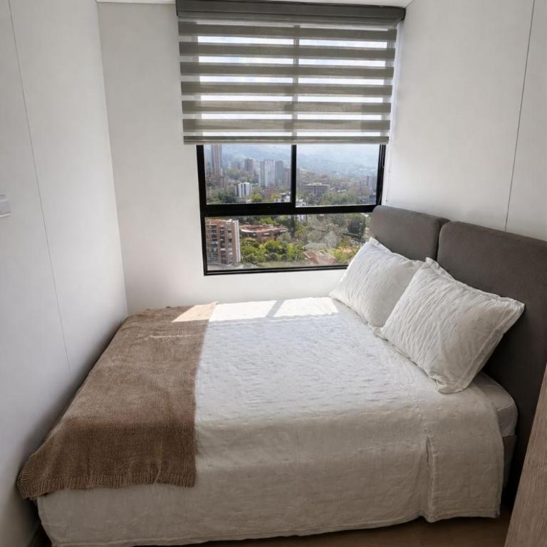 Monaco by Top Location City View - Two-Bedroom Apartment with City View - 22