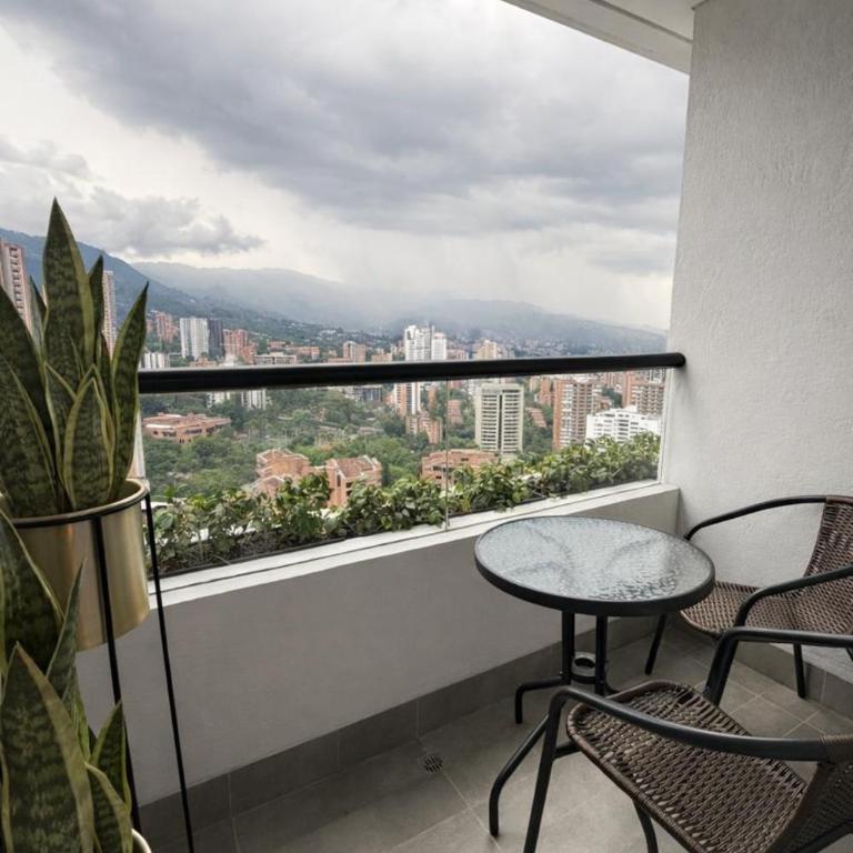 Monaco by Top Location City View - Two-Bedroom Apartment with City View - 6