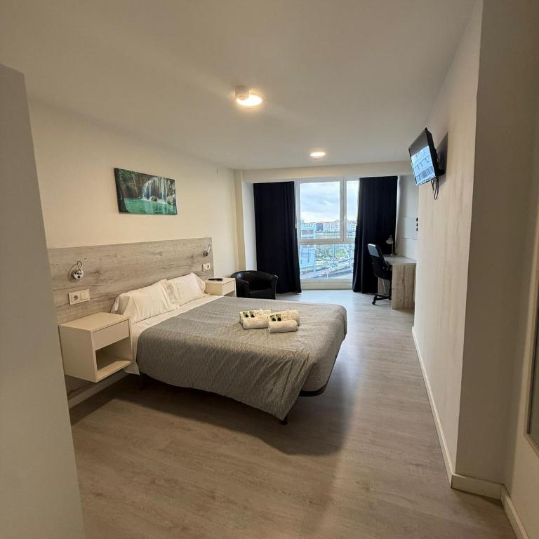 Pensión La Intermodal - Habitación Doble con balcón - 1