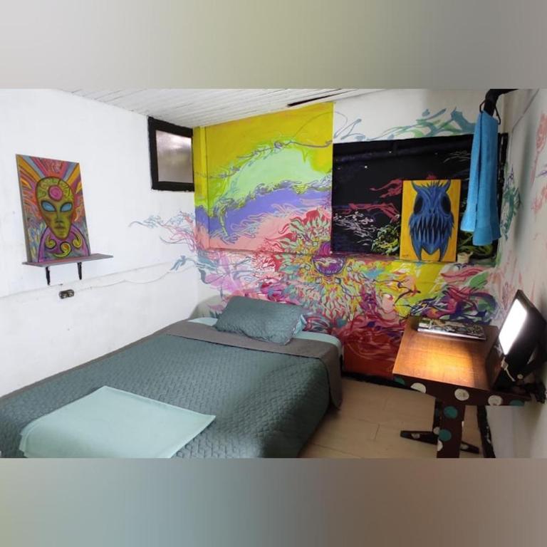 La Tremenda Casa - Habitación con baño compartido - Cama grande - 2