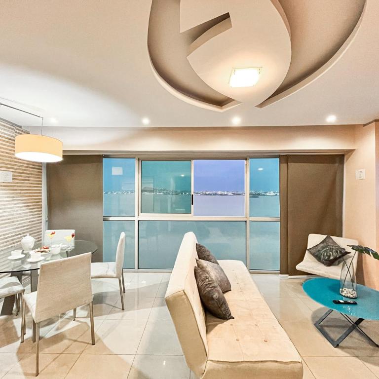 Luxury 2BR River View Apartment Pool, Gym & Jacuzzi - Two-Bedroom Apartment with River View - 5