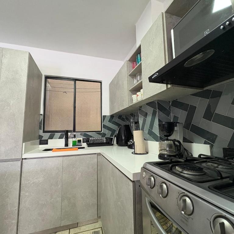Amplio apartamento Excelente ubicación - Apartamento - 7
