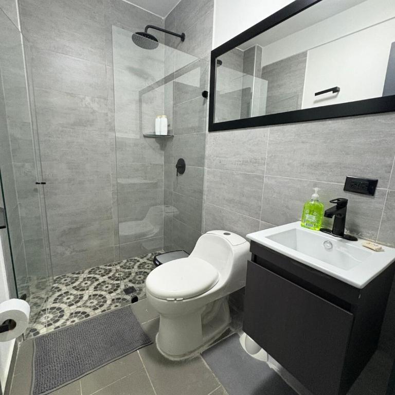 Amplio apartamento Excelente ubicación - Apartamento - 18