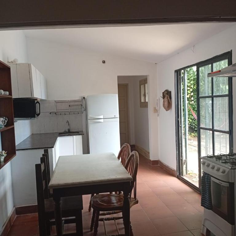 Casita Atlantida - Two-Bedroom Apartment - 8