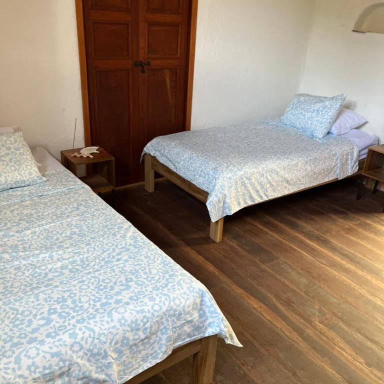 Casona El Nacional - Habitación Doble con baño compartido - 2 camas - 5