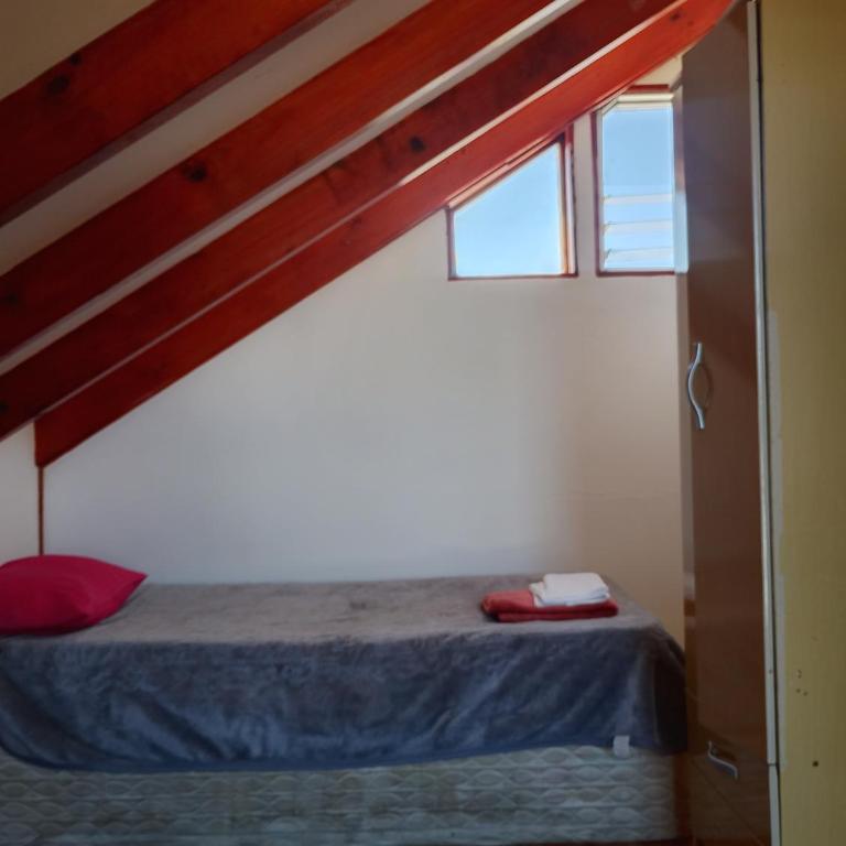 Habitaciones individuales, Excelente ubicación - Single Room with Shared Bathroom - 3