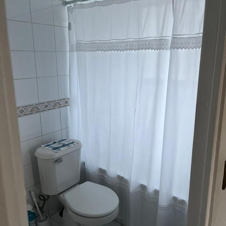 Apartamento a 2 cuadras de la playa - Three-Bedroom Apartment with Balcony - 7