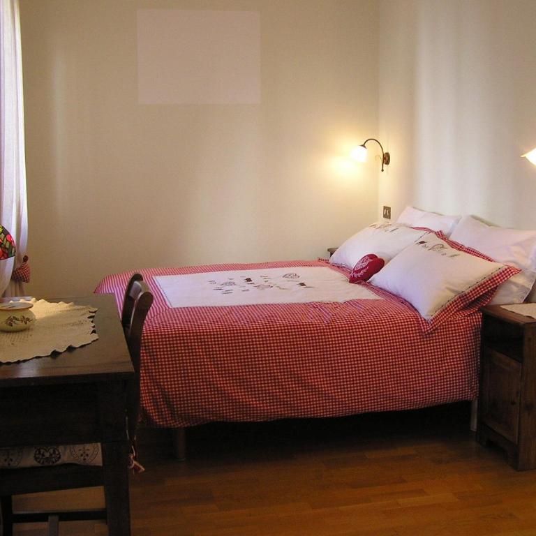 B&B Au Petit Bonheur - Camera Matrimoniale con Bagno Privato Esterno - 3
