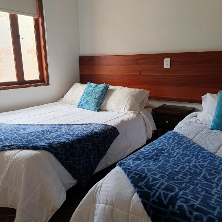Hermoso apartamento familiar con parqueadero a 4 cuadras de la plaza - Three-Bedroom Apartment - 11