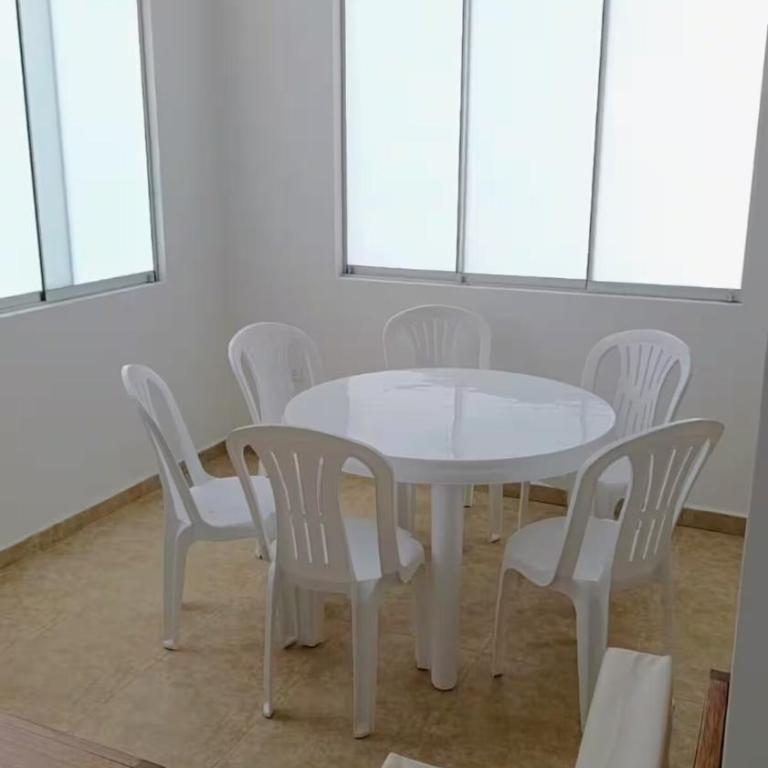 Departamento cerca a la playa 202 - Two-Bedroom Apartment - 13