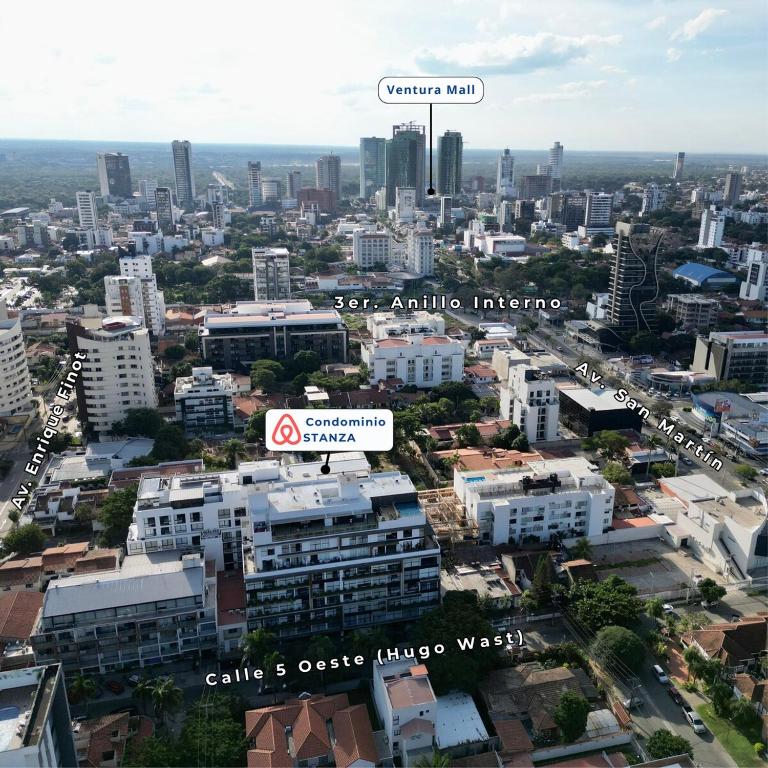 Amplio Studio con terraza privada en Equipetrol - Apartamento de 2 dormitorios - 8
