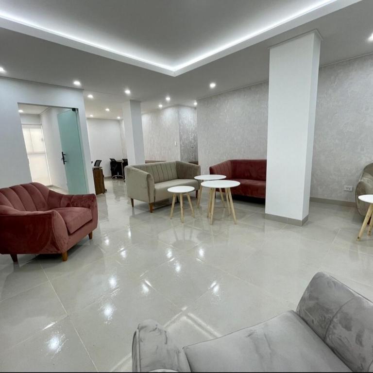 Amplio Studio con terraza privada en Equipetrol - Apartamento de 2 dormitorios - 19