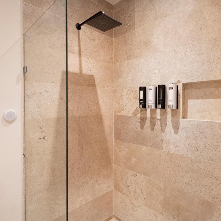 Penthouse 2BR in Tulum with Private Rooftop and Pool - Two-Bedroom Apartment with Balcony and Terrace - 15