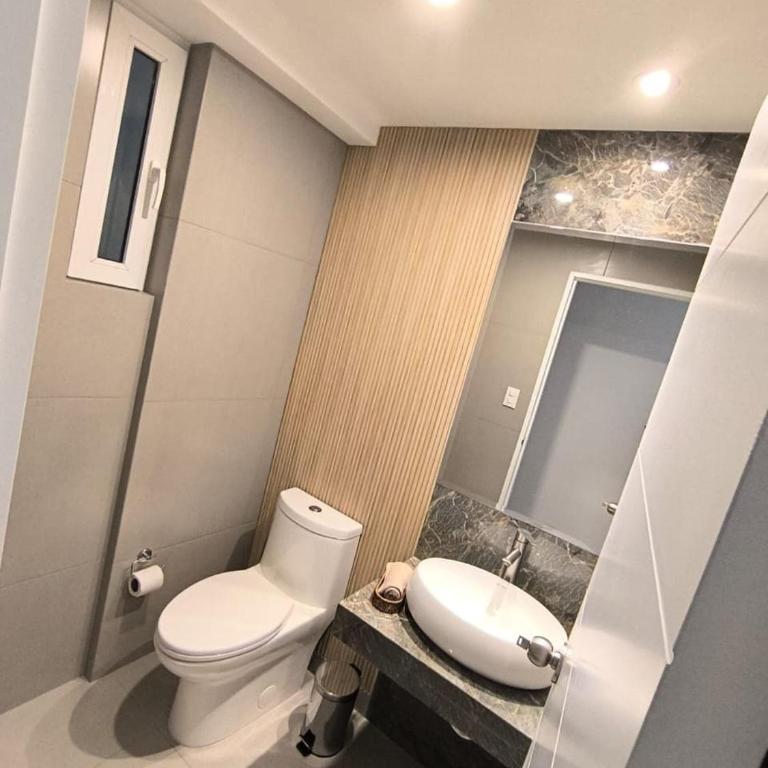 Departamento de estreno en zona exclusiva Cayma - Three-Bedroom Apartment - 22