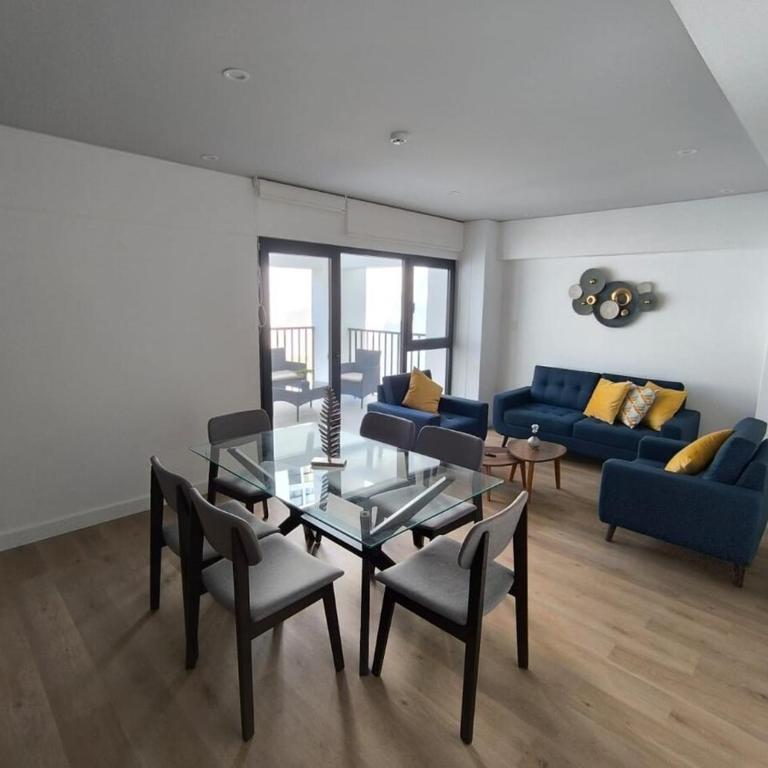 Departamento de estreno en zona exclusiva Cayma - Three-Bedroom Apartment - 4