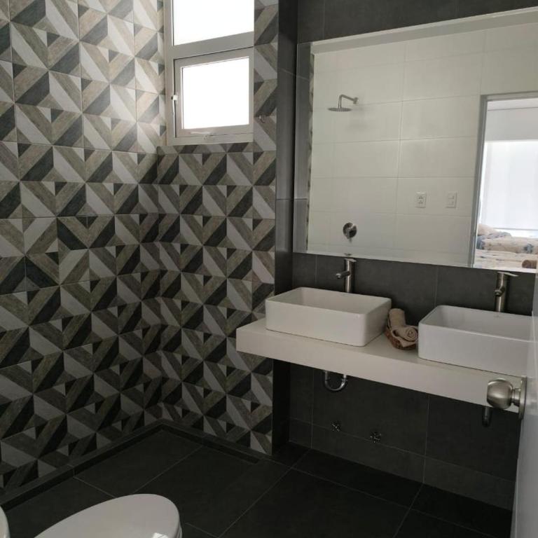 Departamento de estreno en zona exclusiva Cayma - Three-Bedroom Apartment - 16