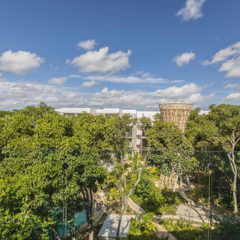 Penthouse 2BR in Tulum with Private Rooftop and Pool - Two-Bedroom Apartment with Balcony and Terrace - 25