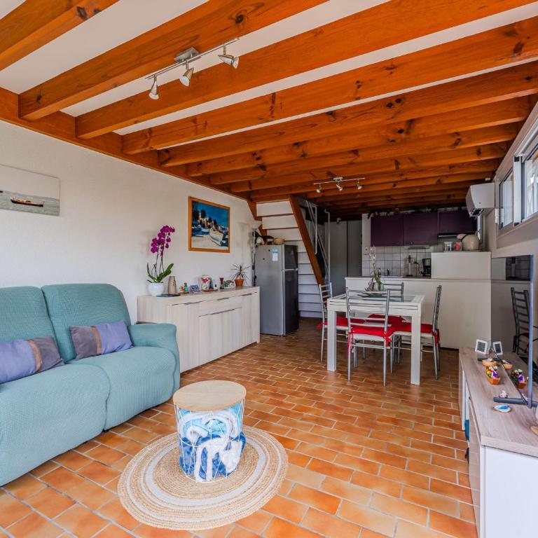 Maison T3 près du lac de Biscarrosse, secteur boisé, terrasse & jardin, pour 4 pers., 2 étoiles - FR-1-521-96 - Maison de Vacances (4 Adultes) - 5