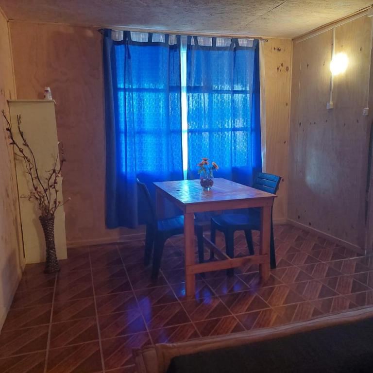 Hostal Verde Vida - Family Room with Private Bathroom - 25