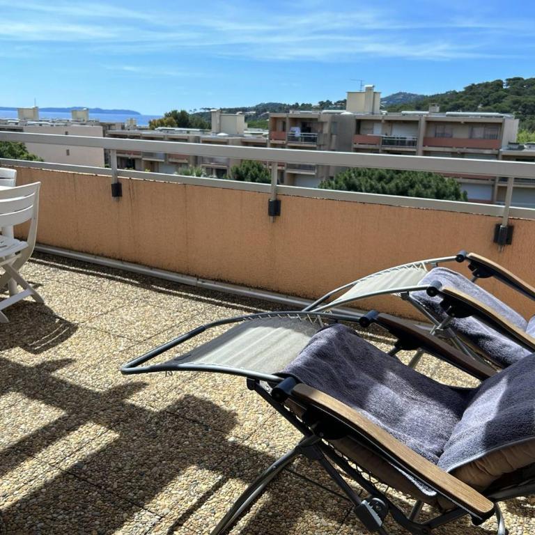 Duplex à Bormes-les-Mimosas, proche plage, garage - FR-1-251-910 - Appartamento - 9