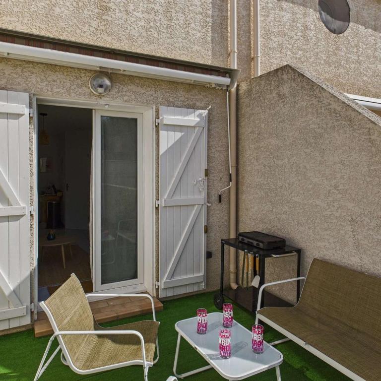 Maison à 230m de la plage avec terrasse et parking privé - FR-1-326-869 - Apartamento - 1