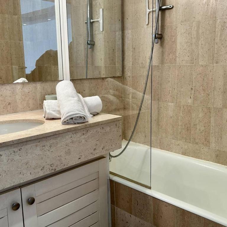 Appartement Contemporain 2 Pièces – Villeneuve-Loubet Plage - FR-1-252A-139 - Appartement - 7