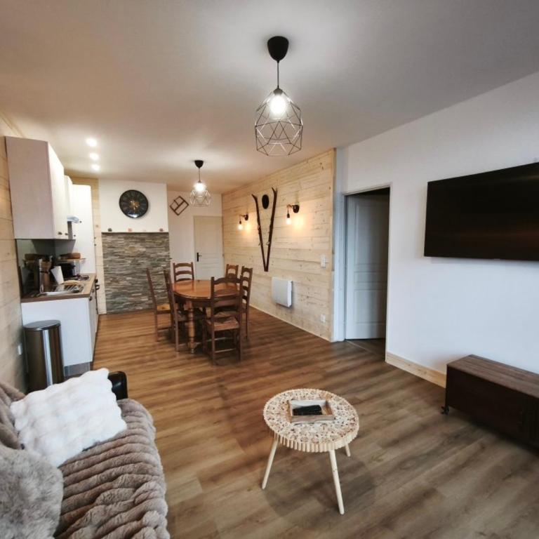 Confort 2 pièces pour 4 pers, rez-de-chaussée avec Wifi à Orcières Merlette - FR-1-636-246 - Appartement - 1