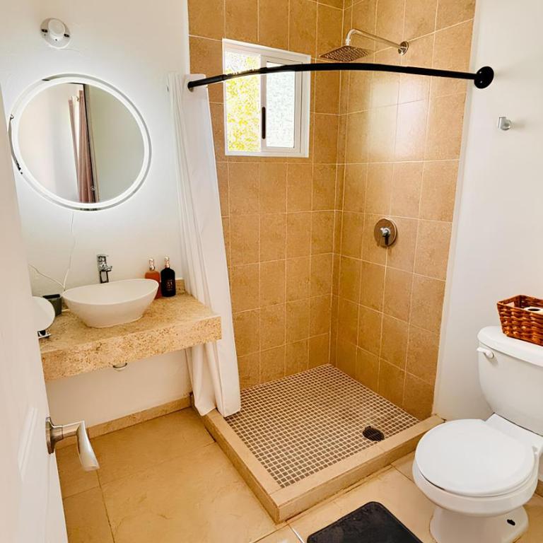 Casa amplia y privada con alberca para una escapada perfecta - Three-Bedroom House - 8