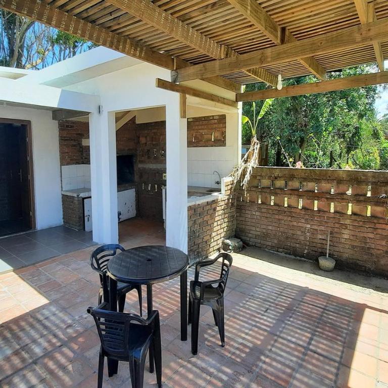 Casa en Piriápolis a pasos del Mar, Tranquila y confortable - Three-Bedroom House - 1