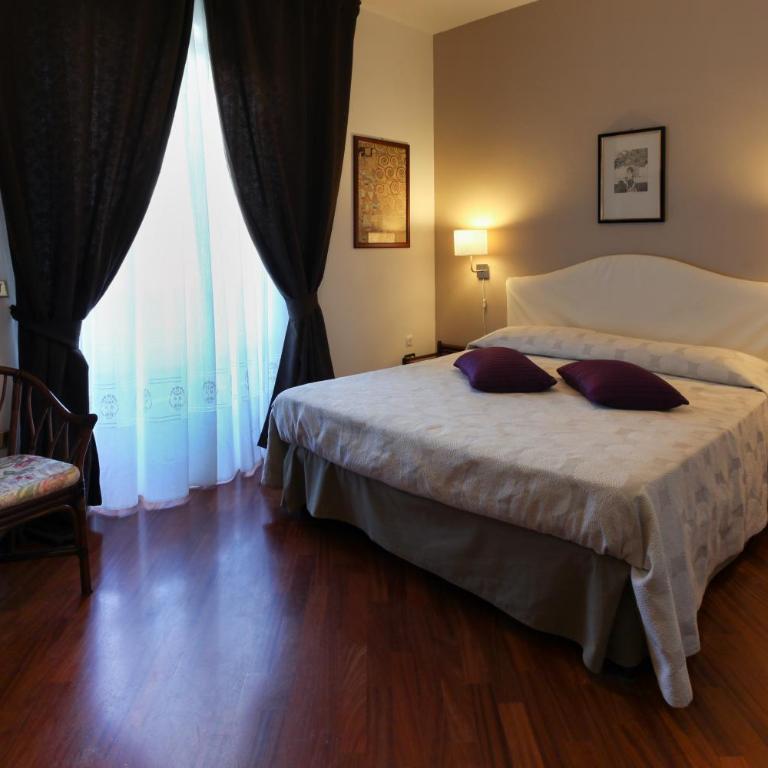 B&B Villa Di Giorgi - Double Room with Balcony and Sea View - 8