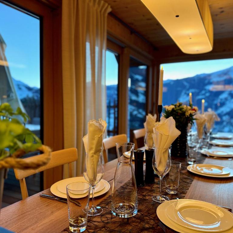 INFINITY SKY LODGE by belle-stay HEATED POOL, SAUNA and LIFT - Ferienhaus - 7