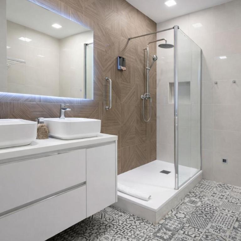 Colom Apartment 3BR with Balcony & Port Vell Views - Three-Bedroom Apartment - 15