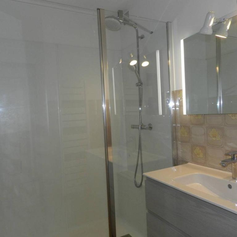 BO110-A06 Appartement 2 pièces 4 couchages BORMES LES MIMOSAS - Apartamento de 1 dormitorio - 8