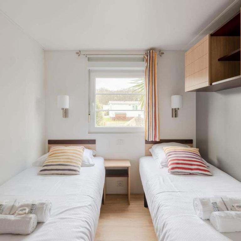 Bois d'amour - Piscine - Terrasse - Mobilheim - 8